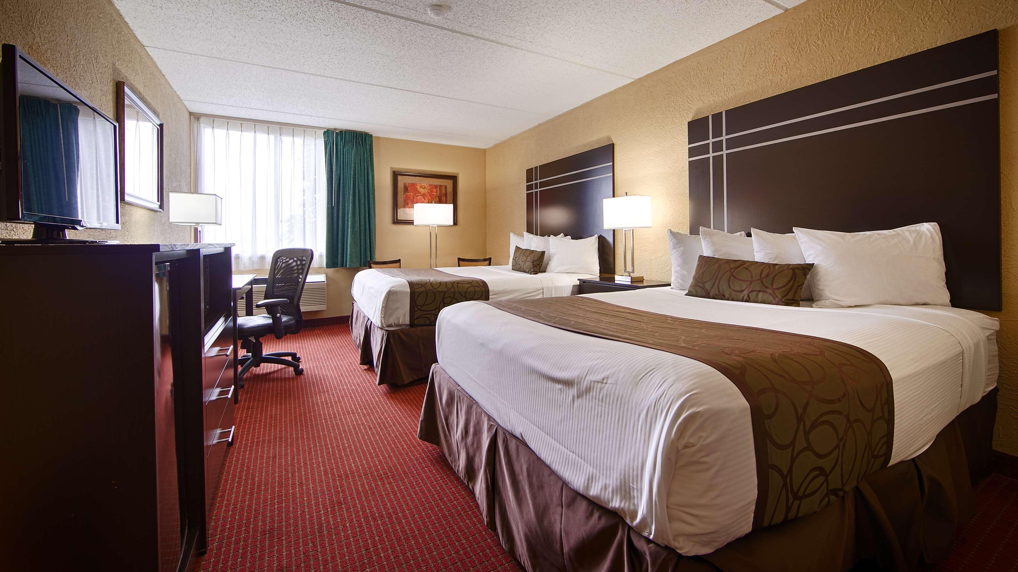 Best Western Waukesha Grand Pewaukee Buitenkant foto