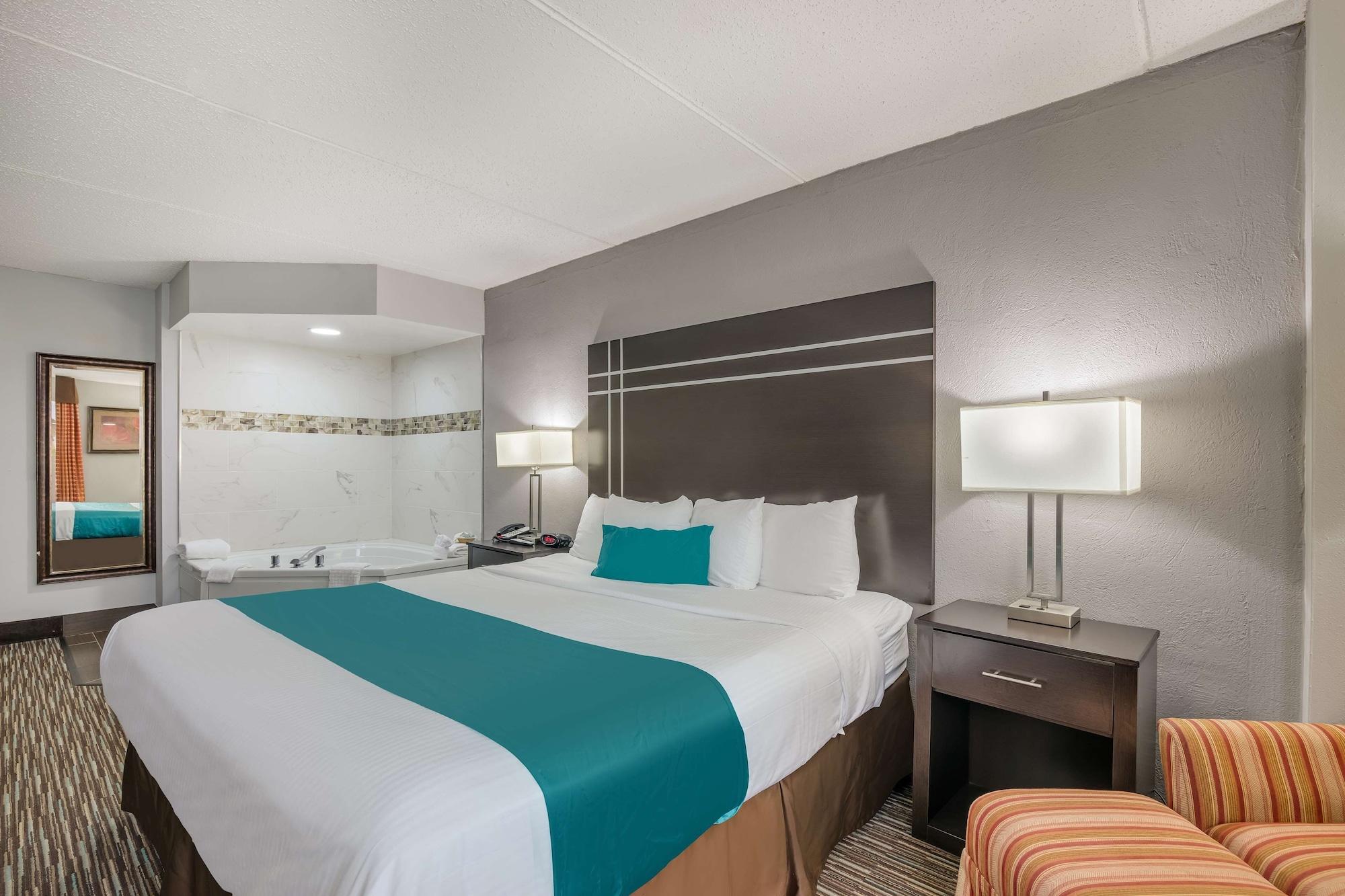 Best Western Waukesha Grand Pewaukee Buitenkant foto